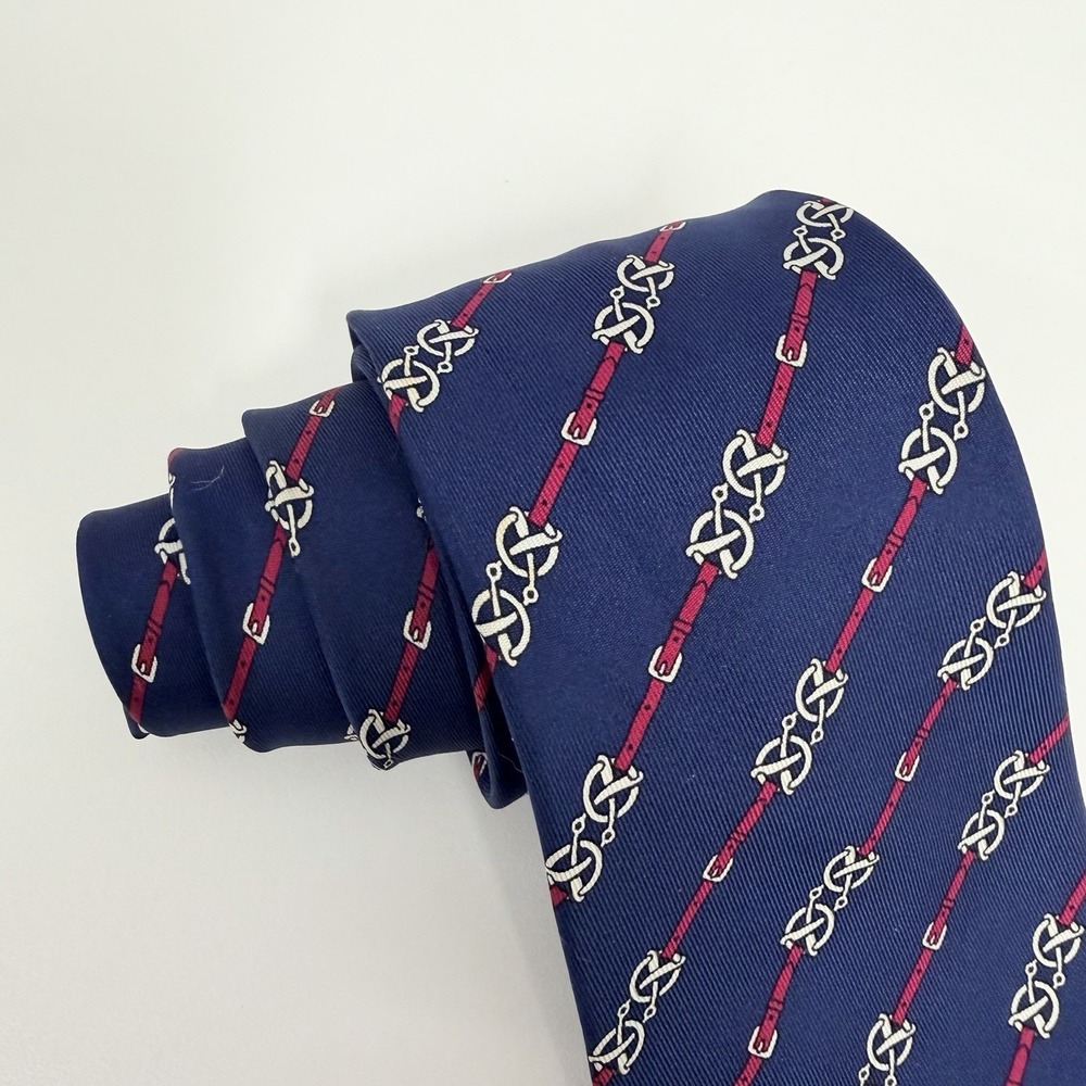 Hermes Men's Tie Equestrian Chain Links Navy & Red Silk 7211 UA 3" (W) x 57" (L) - Picture 6 of 8